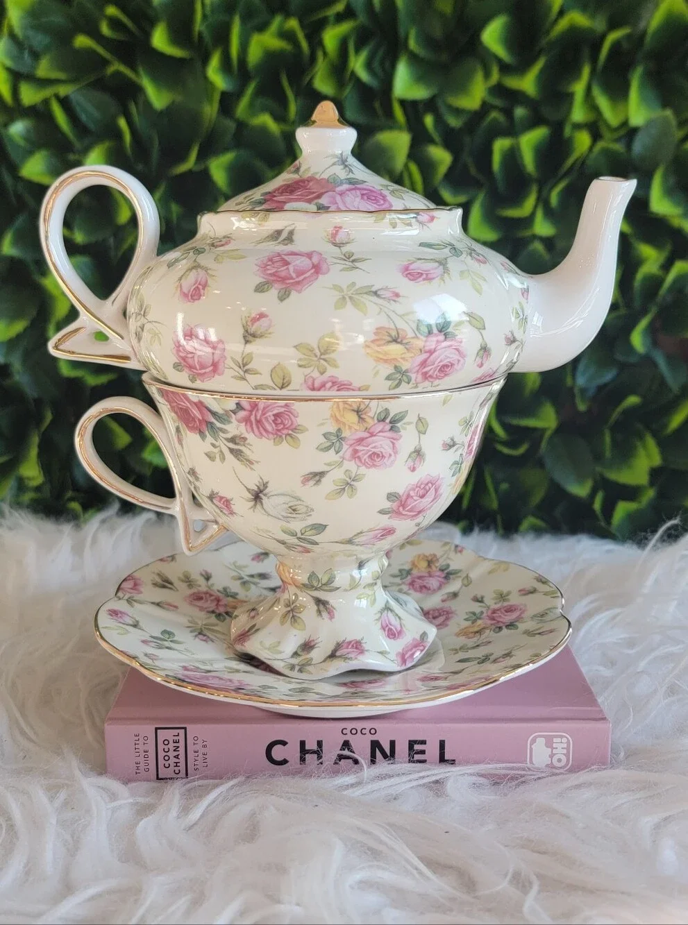 NWT - Grace Teapot Cup and Saucer Set
